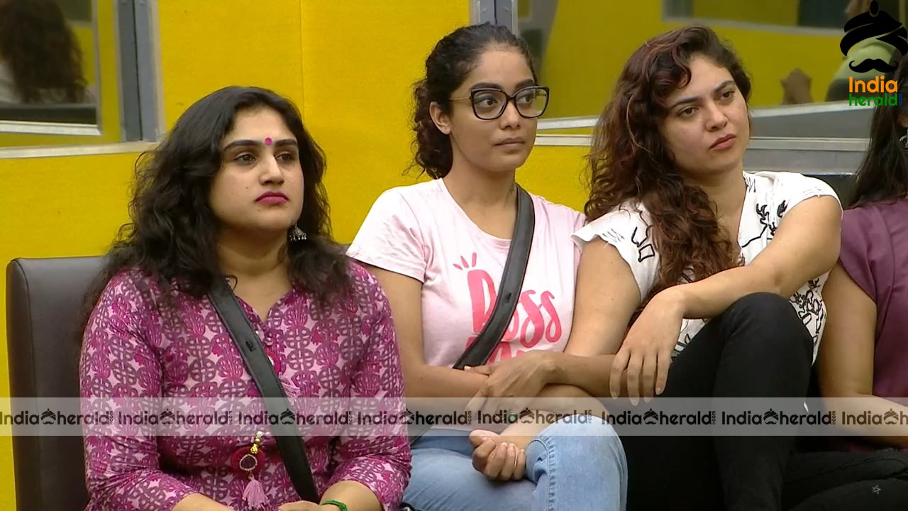 Bigg Boss Tamil Season 3 Day 53 Hot Stills Set 3