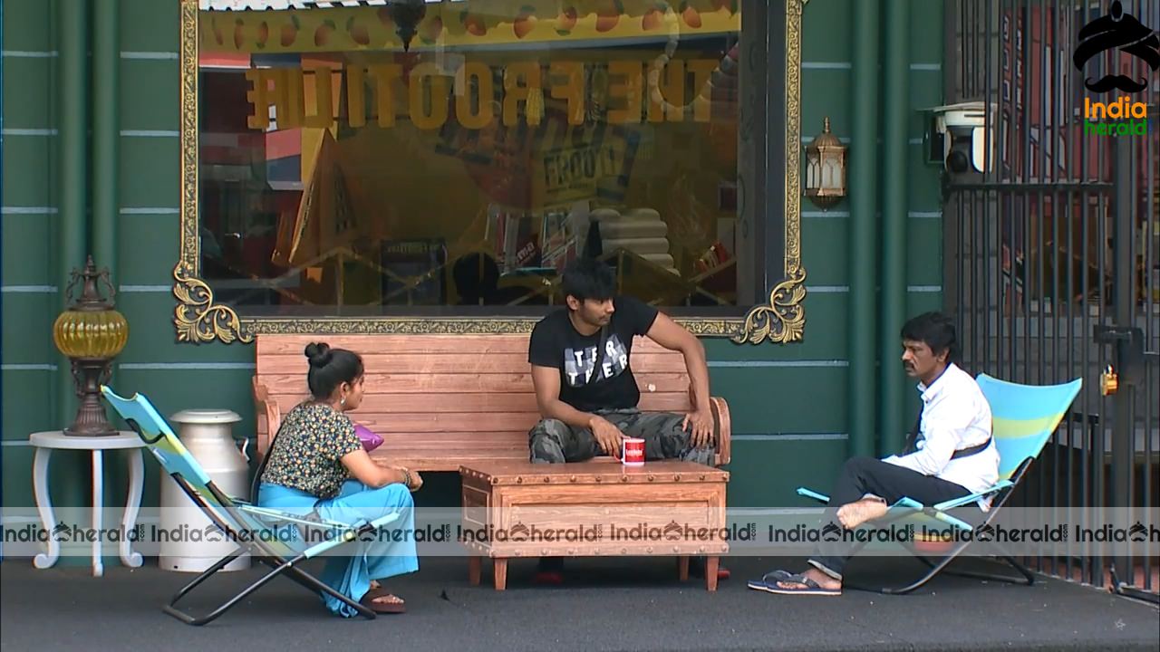 Bigg Boss Tamil Season 3 Day 54 Hot Stills Set 1