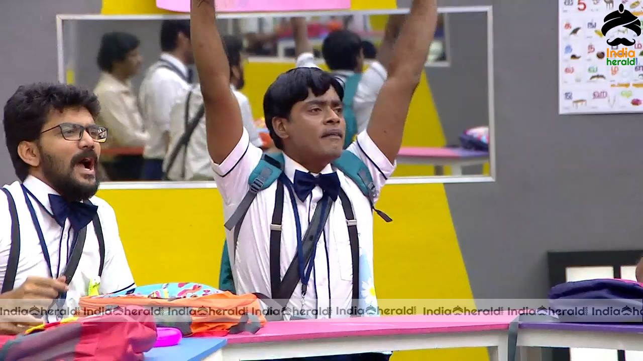 Bigg Boss Tamil Season 3 Day 58 Hot Stills Set 1