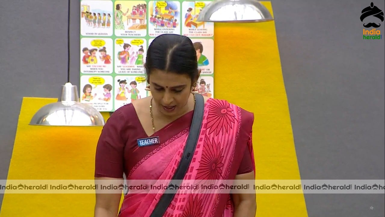 Bigg Boss Tamil Season 3 Day 58 Hot Stills Set 1