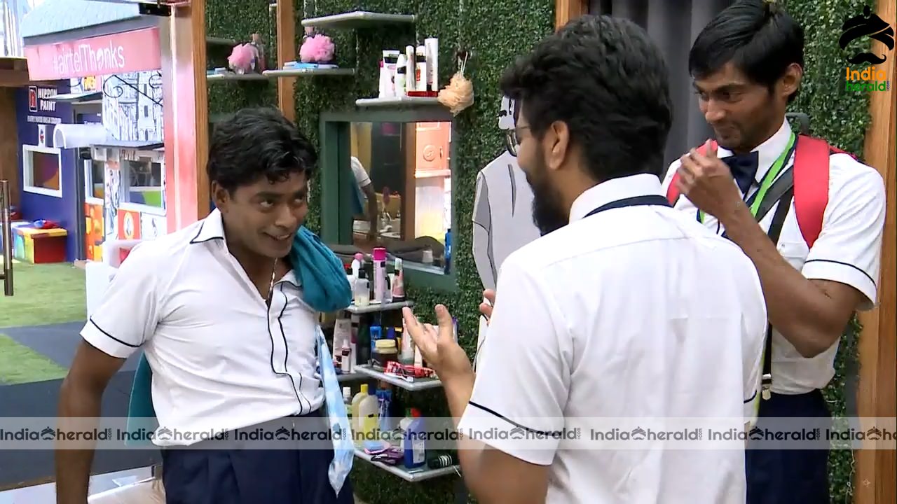 Bigg Boss Tamil Season 3 Day 58 Hot Stills Set 1