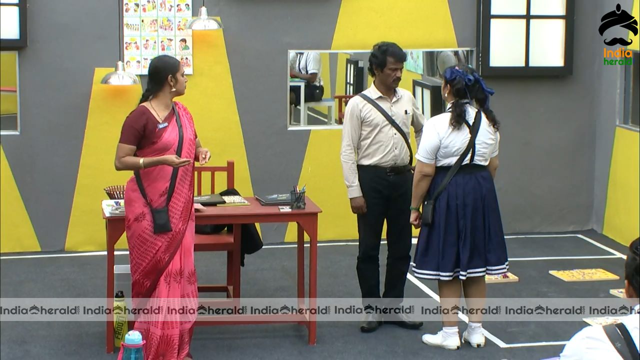 Bigg Boss Tamil Season 3 Day 58 Hot Stills Set 2