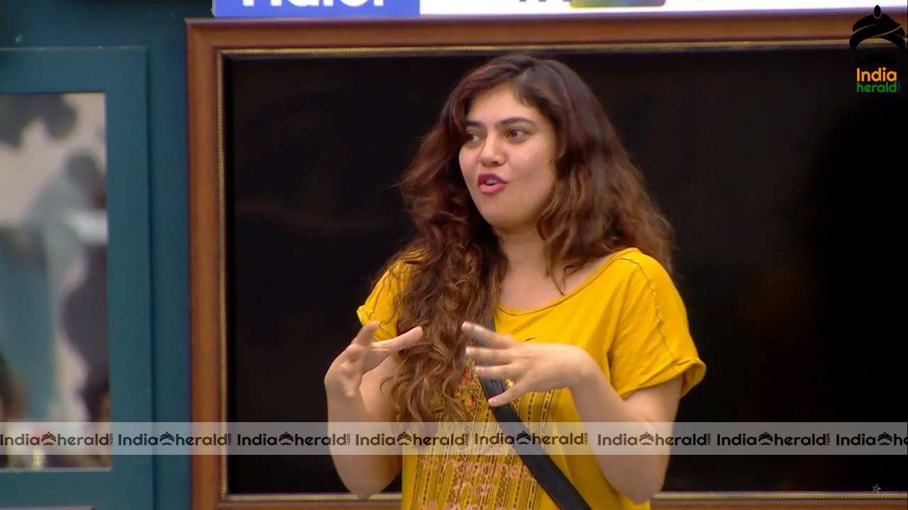 Bigg Boss Tamil Season 3 Day 58 Hot Stills Set 3