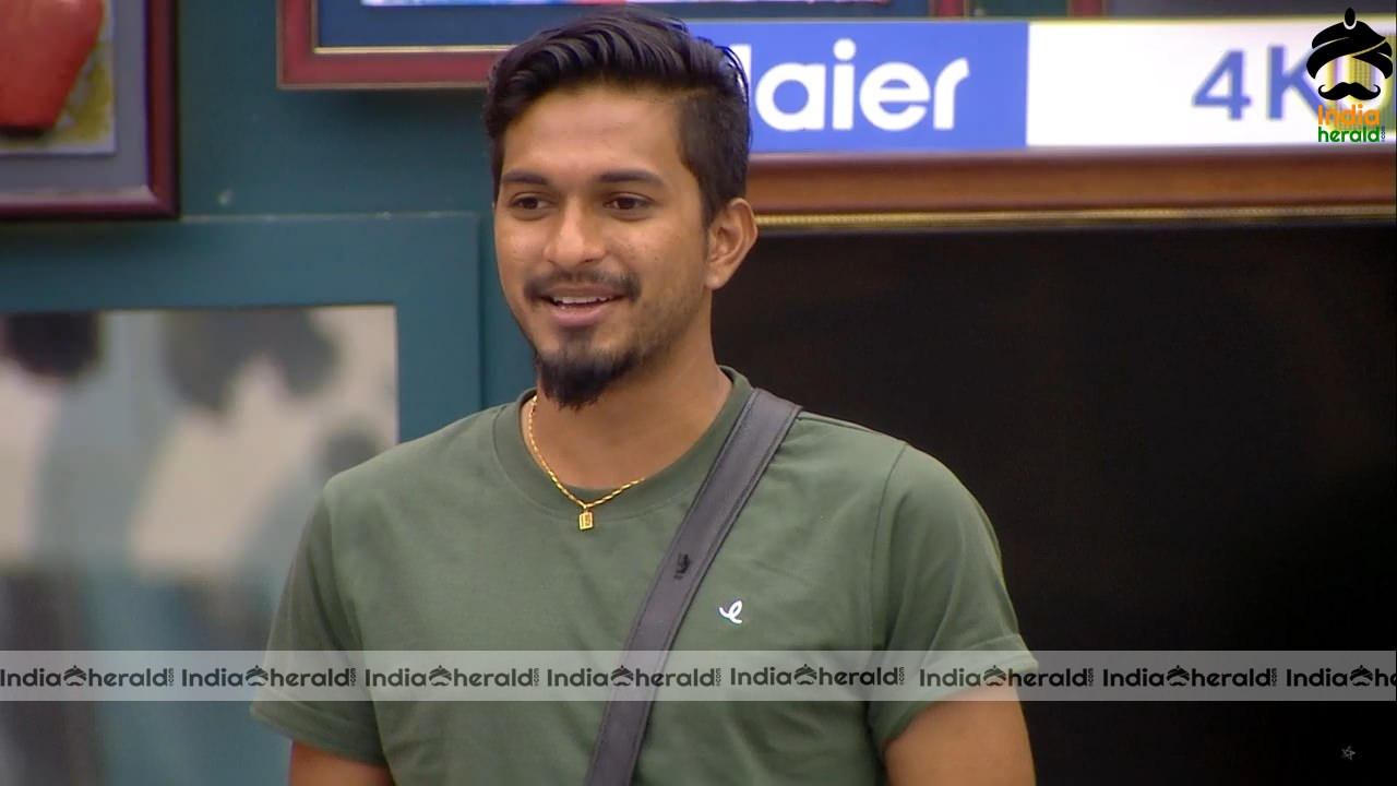 Bigg Boss Tamil Season 3 Day 58 Hot Stills Set 3