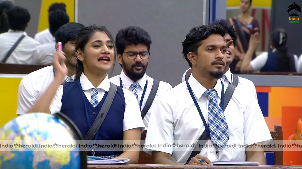 Bigg Boss Tamil Season 3 Day 59 Hot Stills Set 2