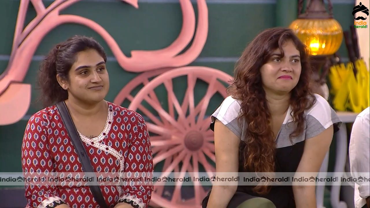 Bigg Boss Tamil Season 3 Day 59 Hot Stills Set 3