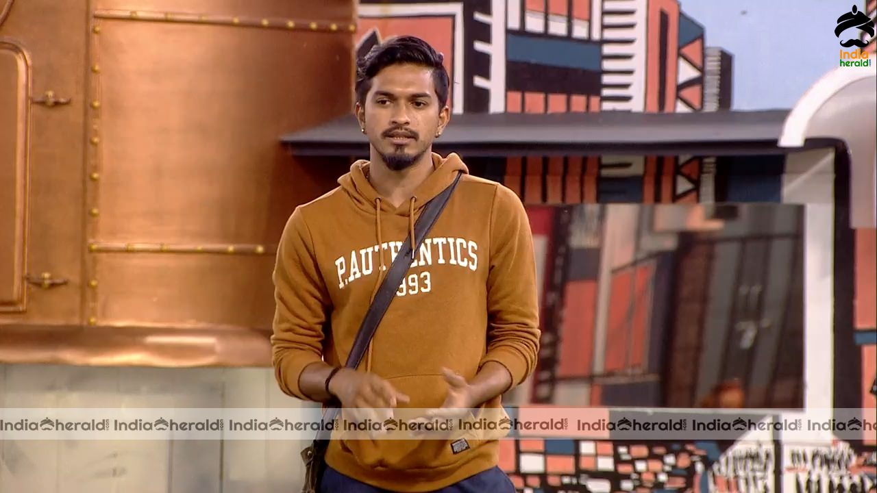 Bigg Boss Tamil Season 3 Day 59 Hot Stills Set 3
