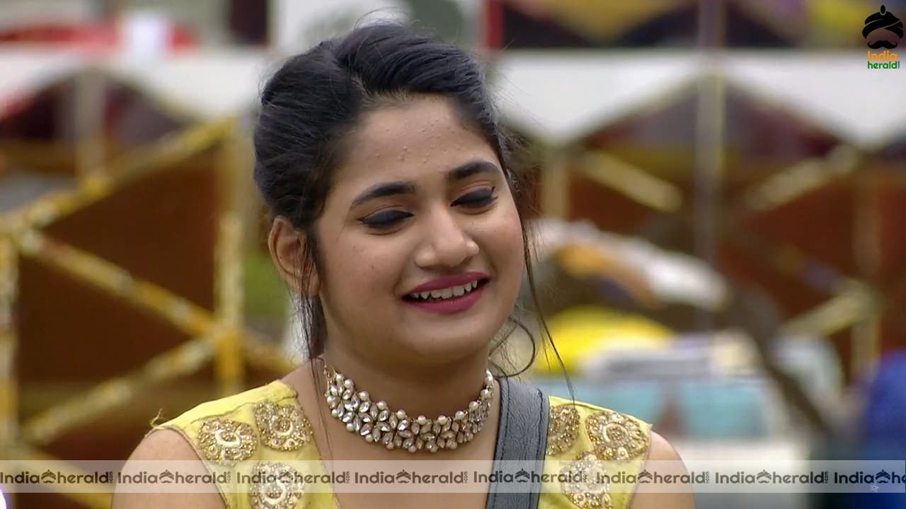 Bigg Boss Tamil Season 3 Day 62 Hot Stills Set 2