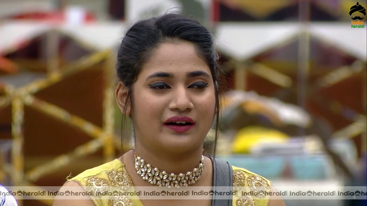 Bigg Boss Tamil Season 3 Day 62 Hot Stills Set 3