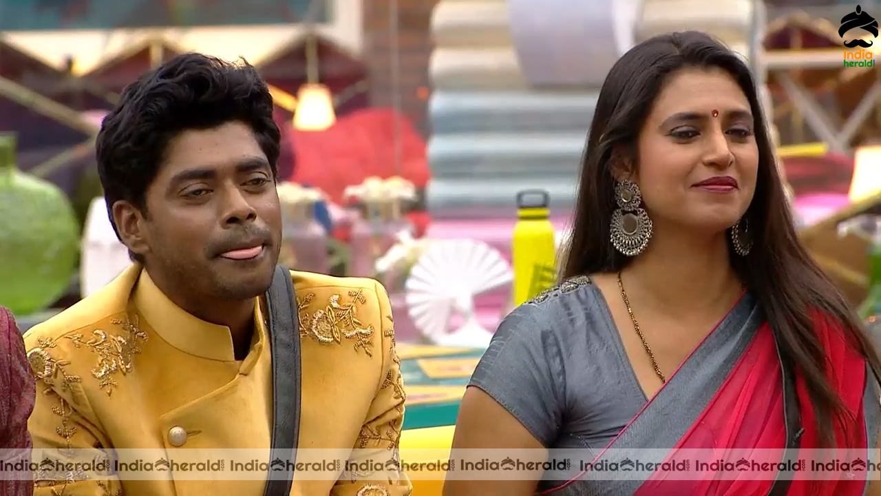 Bigg Boss Tamil Season 3 Day 63 Hot Stills Set 2