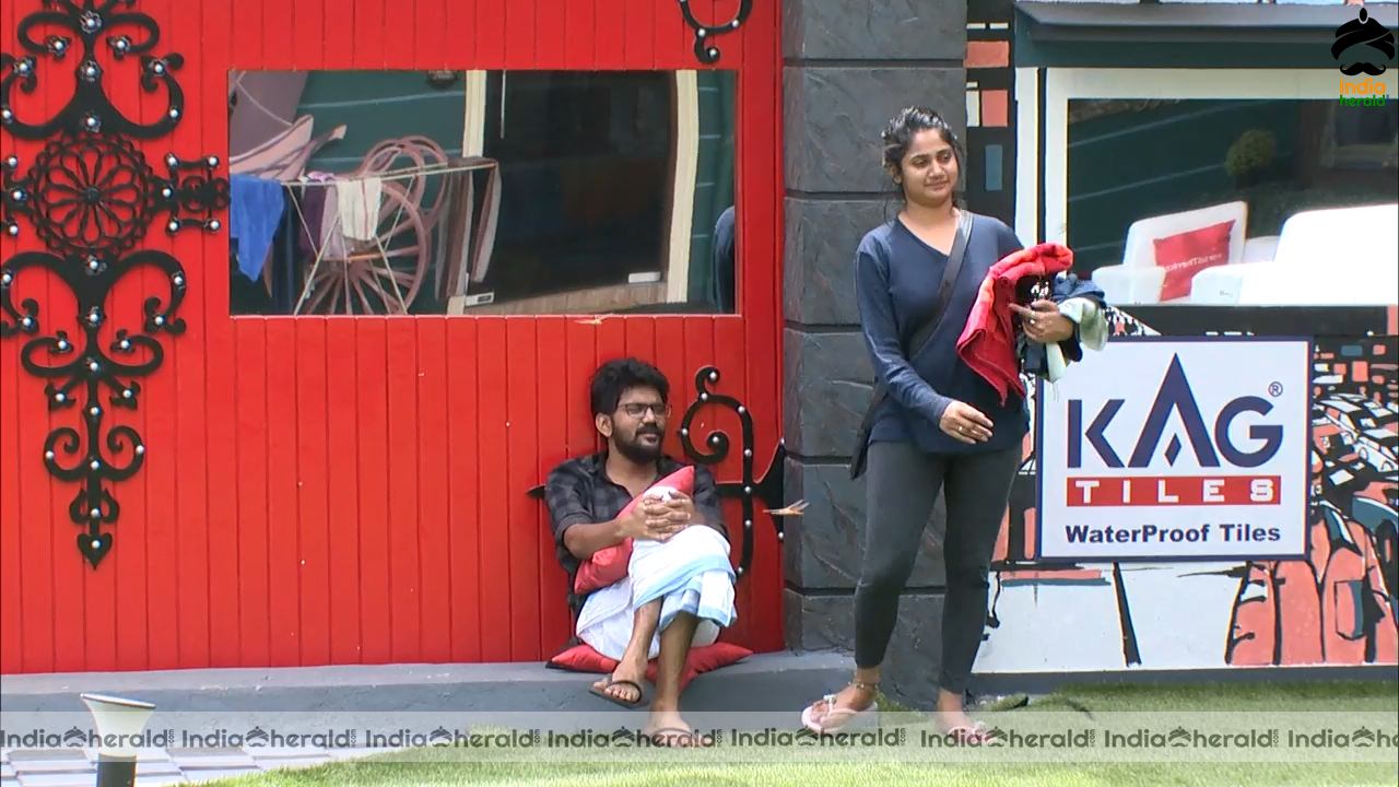 Bigg Boss Tamil Season 3 Day 64 Hot Stills Set 1