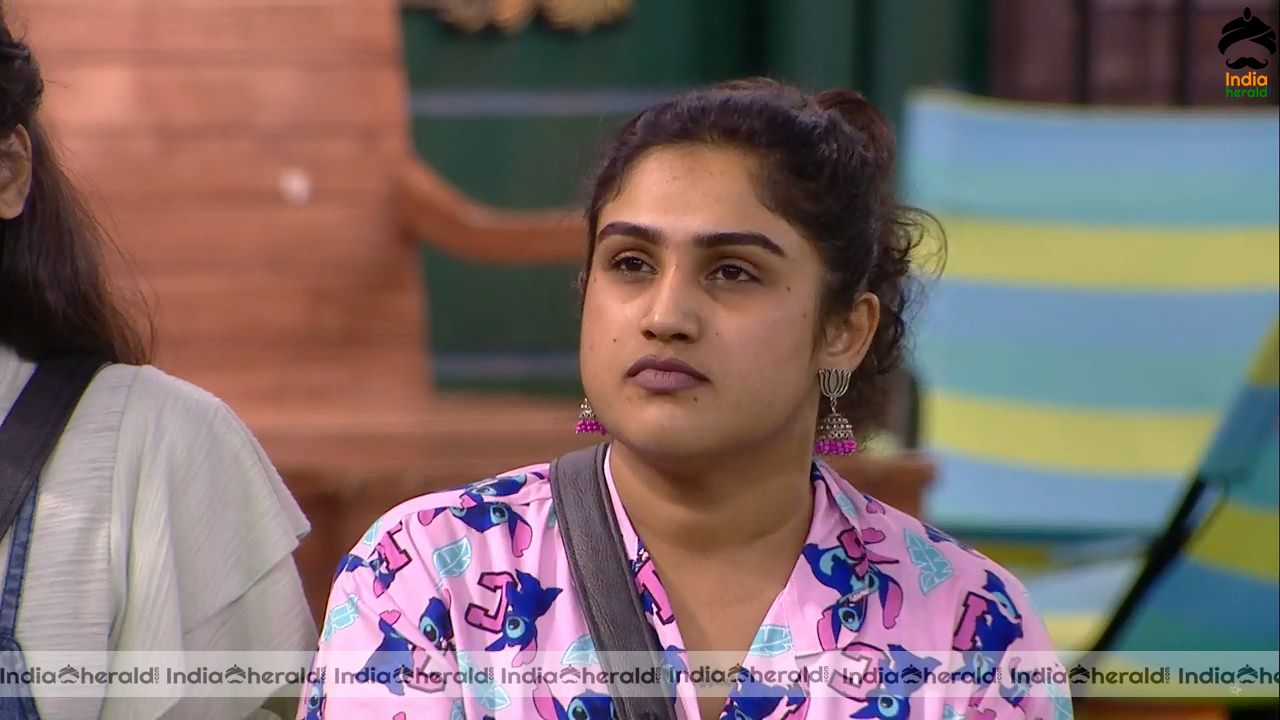 Bigg Boss Tamil Season 3 Day 64 Hot Stills Set 3