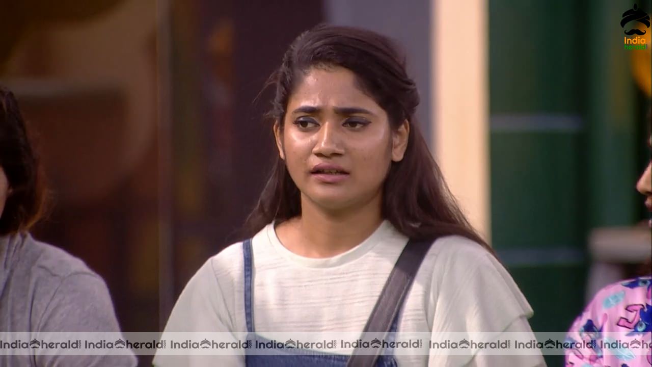 Bigg Boss Tamil Season 3 Day 64 Hot Stills Set 3