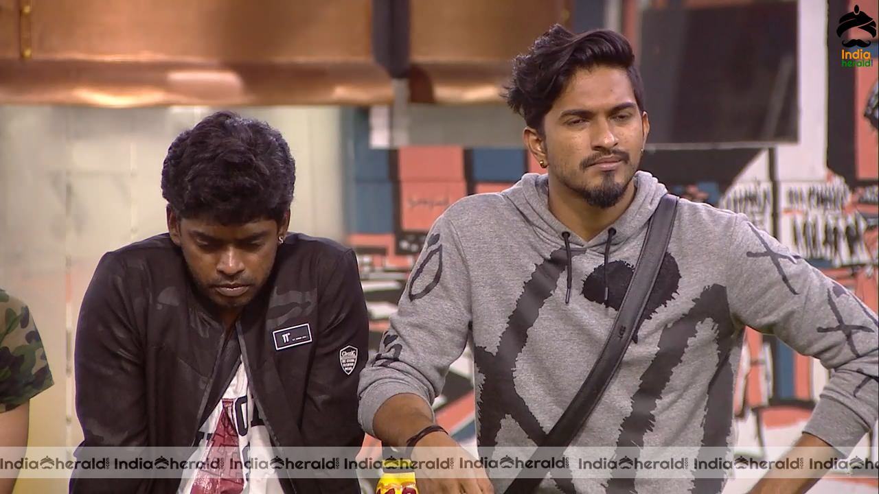 Bigg Boss Tamil Season 3 Day 65 Hot Stills Set 2