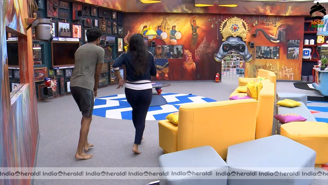 Bigg Boss Tamil Season 3 Day 67 Hot Stills Set 1