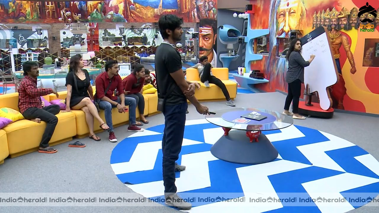 Bigg Boss Tamil Season 3 Day 68 Hot Stills Set 2