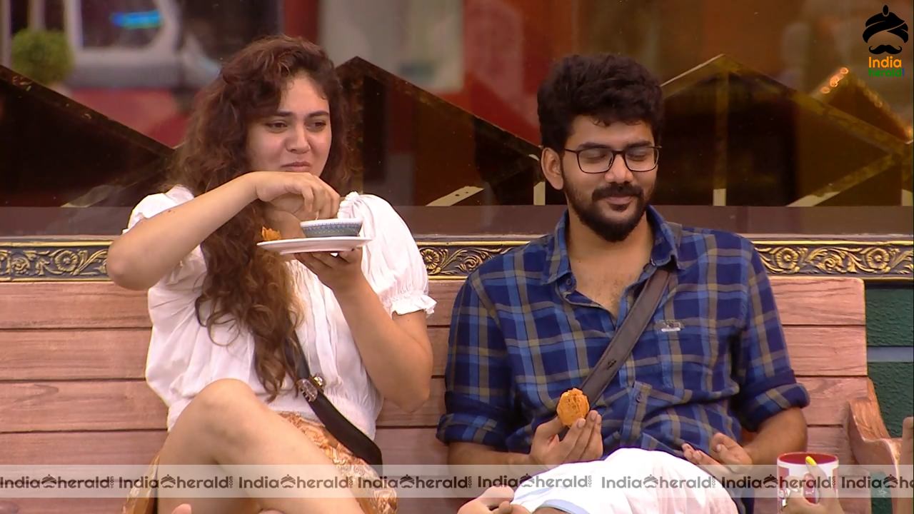 Bigg Boss Tamil Season 3 Day 69 Hot Stills Set 1