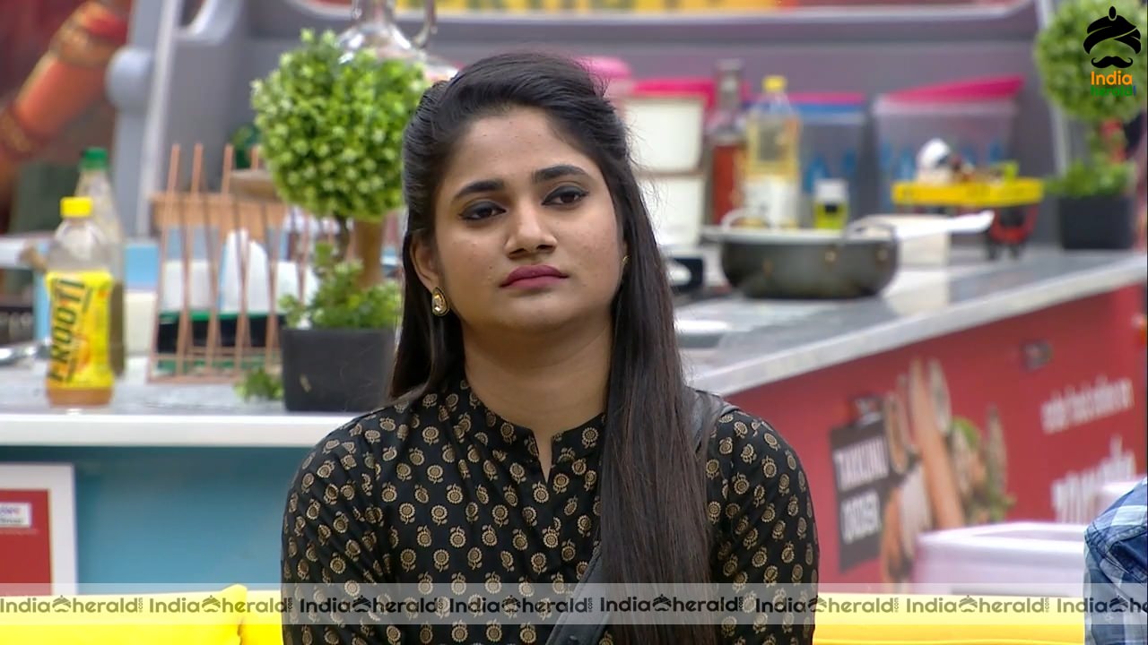 Bigg Boss Tamil Season 3 Day 69 Hot Stills Set 3