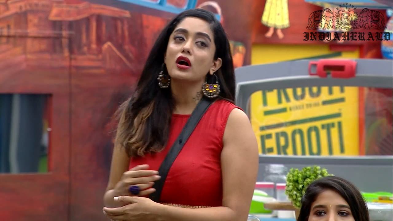 Bigg Boss Tamil Season 3 Day 7 Stills Set 1