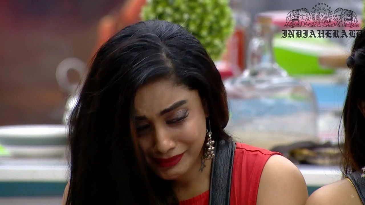 Bigg Boss Tamil Season 3 Day 7 Stills Set 1