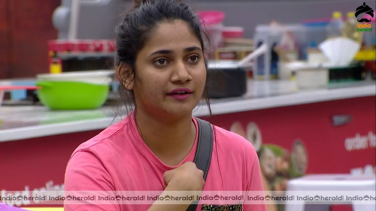 Bigg Boss Tamil Season 3 Day 71 Hot Stills Set 3