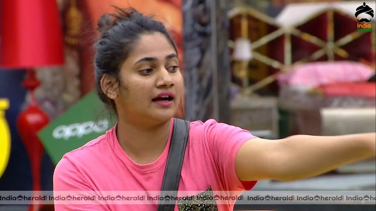 Bigg Boss Tamil Season 3 Day 71 Hot Stills Set 3