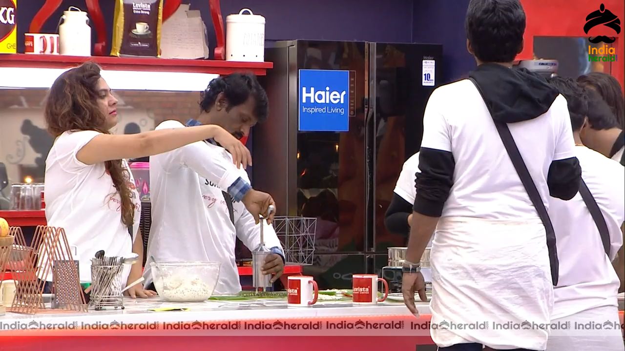 Bigg Boss Tamil Season 3 Day 72 Hot Stills Set 1