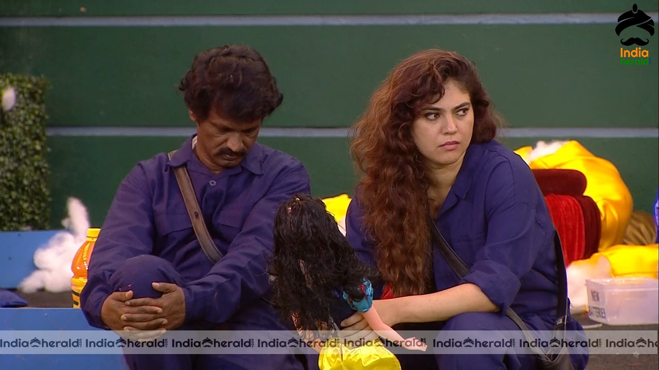 Bigg Boss Tamil Season 3 Day 72 Hot Stills Set 3