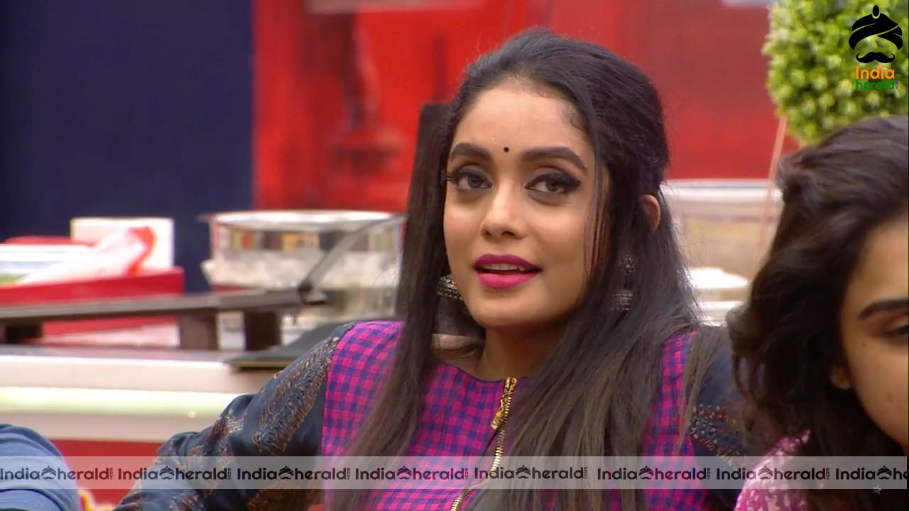 Bigg Boss Tamil Season 3 Day 72 Hot Stills Set 3