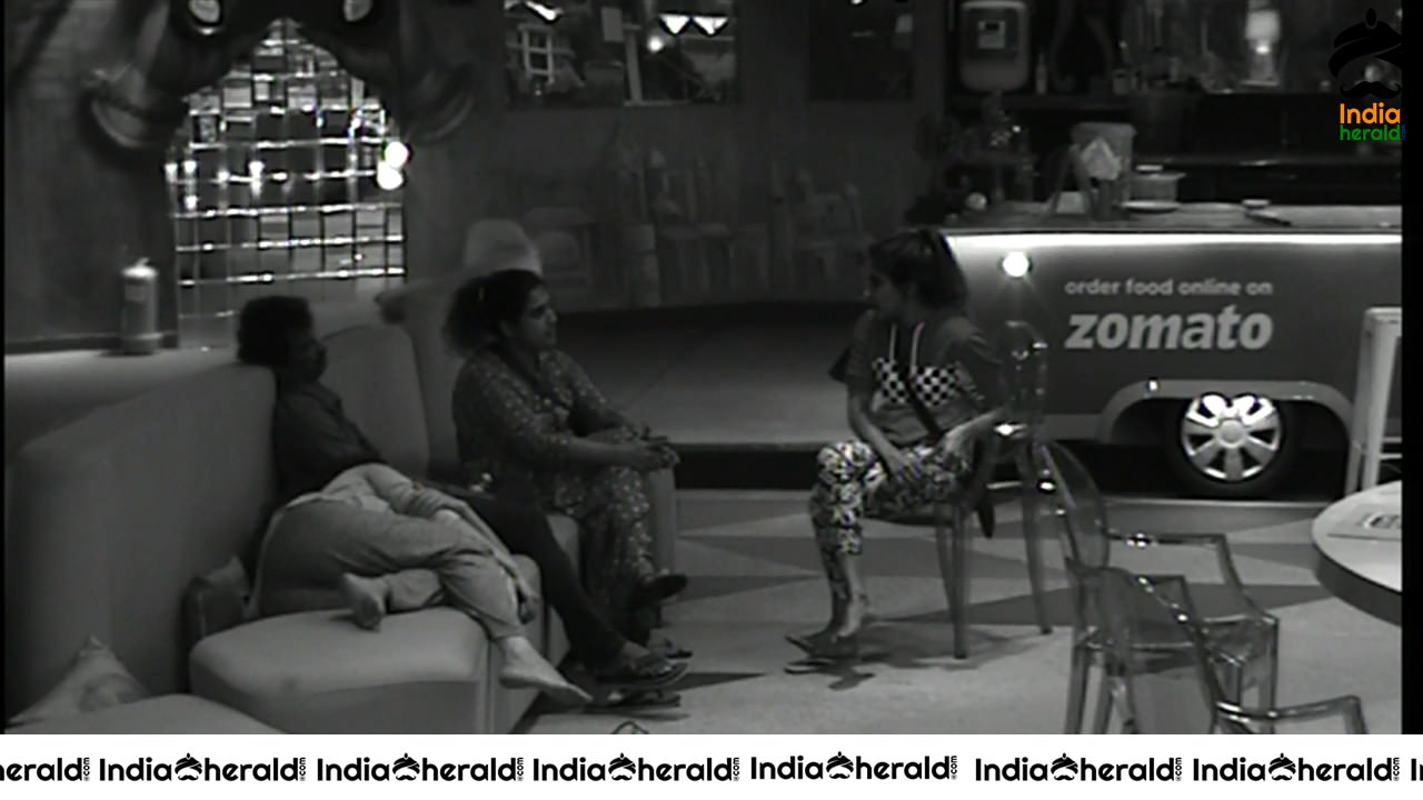 Bigg Boss Tamil Season 3 Day 73 Hot Stills Set 1