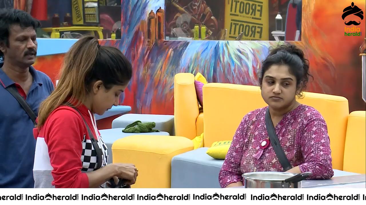 Bigg Boss Tamil Season 3 Day 73 Hot Stills Set 1