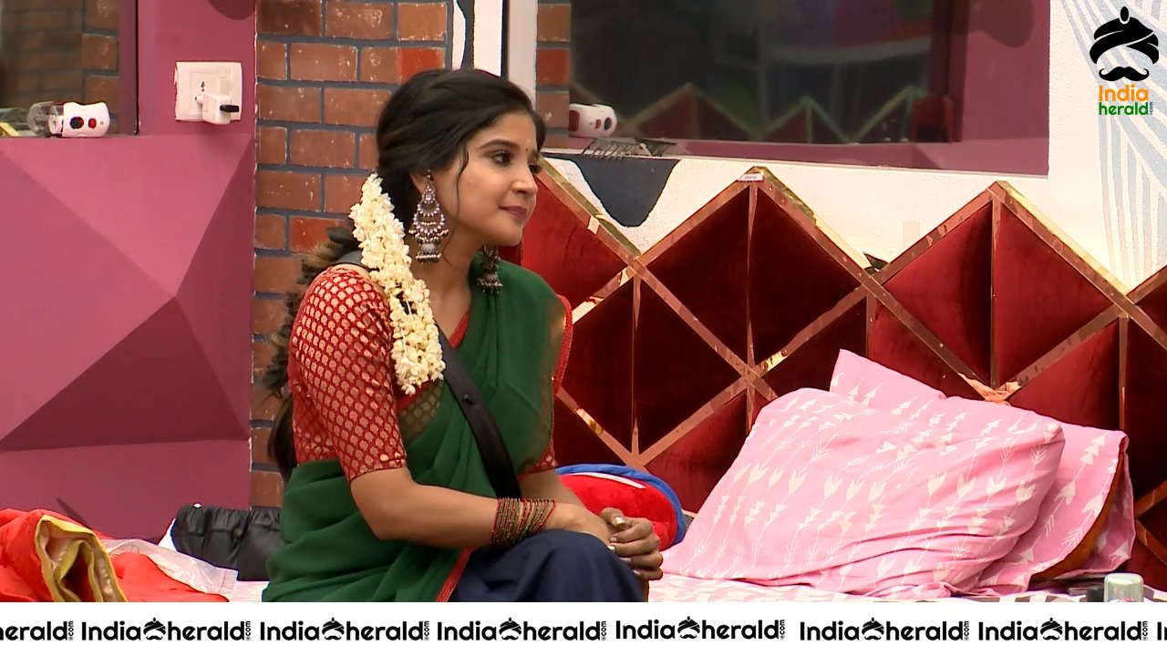 Bigg Boss Tamil Season 3 Day 73 Hot Stills Set 1