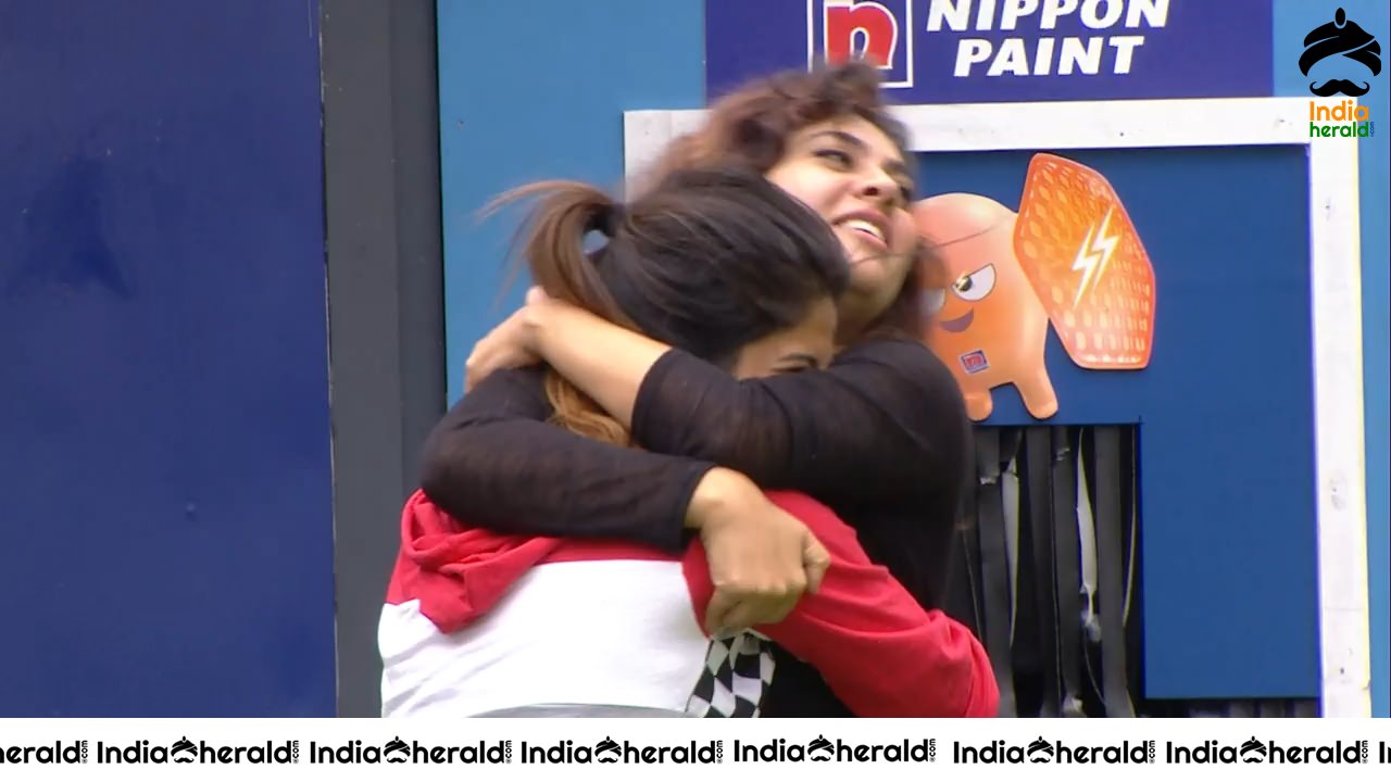 Bigg Boss Tamil Season 3 Day 73 Hot Stills Set 1