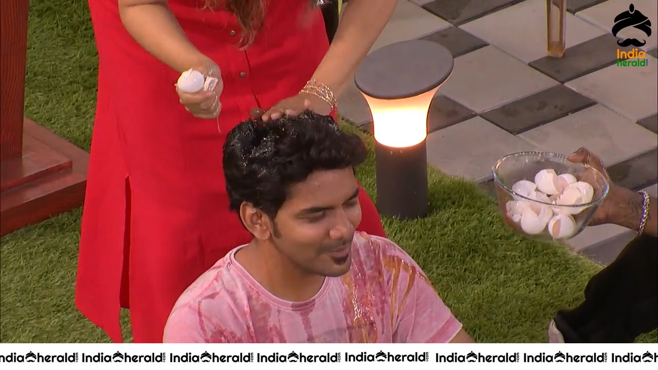 Bigg Boss Tamil Season 3 Day 78 Hot Stills Set 3