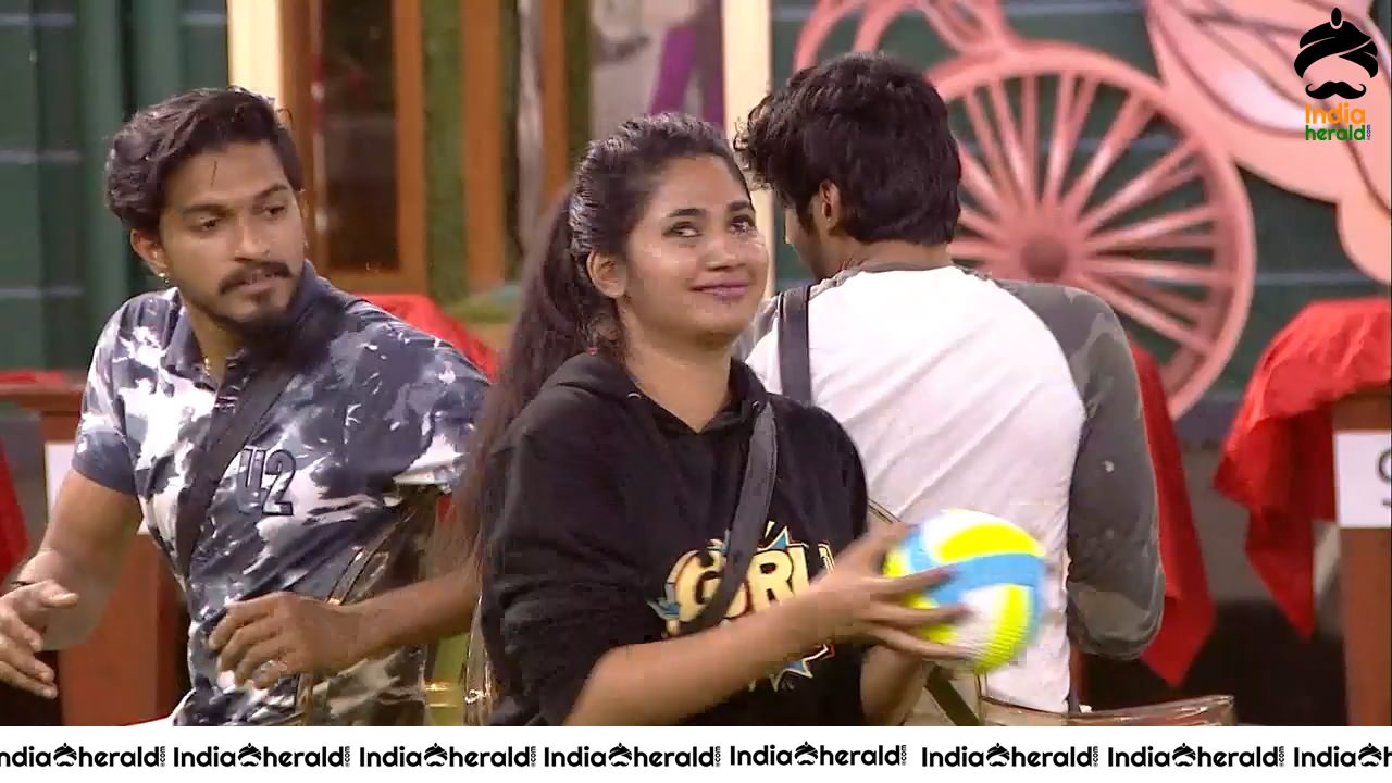 Bigg Boss Tamil Season 3 Day 78 Hot Stills Set 3