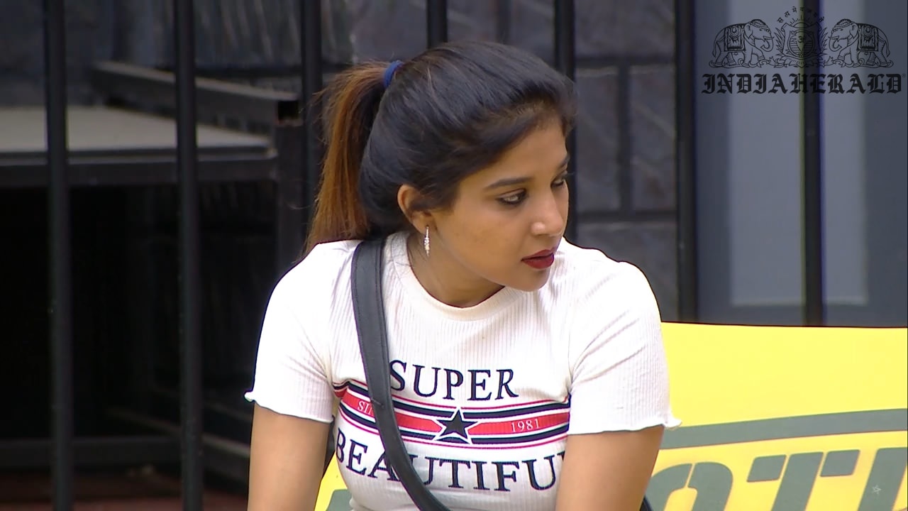 Bigg Boss Tamil Season 3 Day 8 Stills Set 3