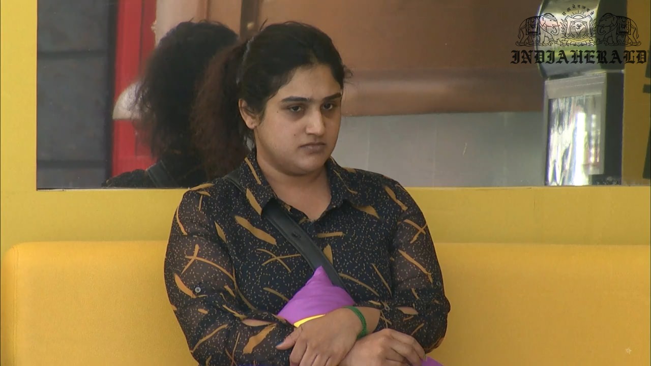 Bigg Boss Tamil Season 3 Day 9 Stills Set 1