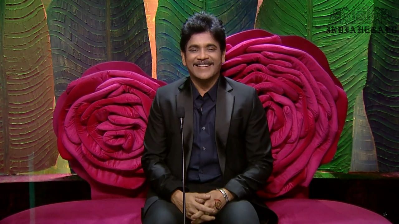 Bigg Boss Telugu Season 3 Day 0 Hot Stills Set 1