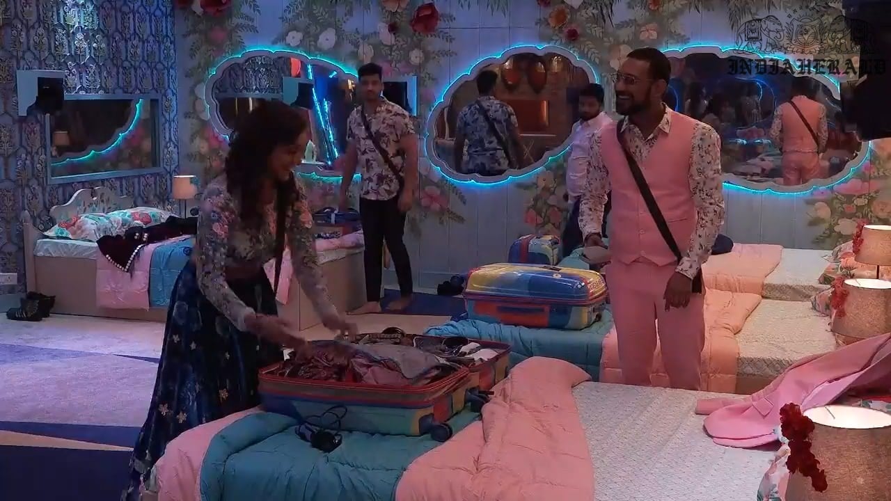 Bigg Boss Telugu Season 3 Day 1 Hot Stills Set 1