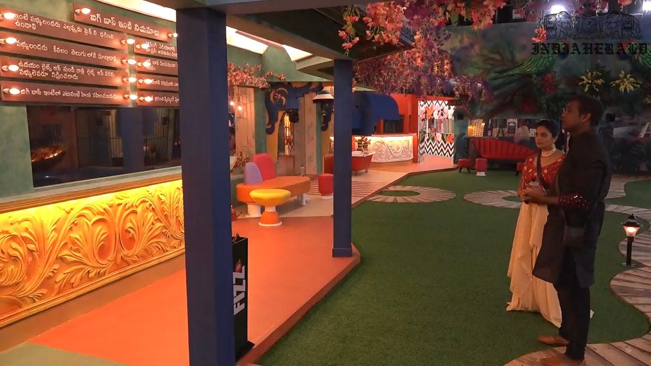 Bigg Boss Telugu Season 3 Day 1 Hot Stills Set 1