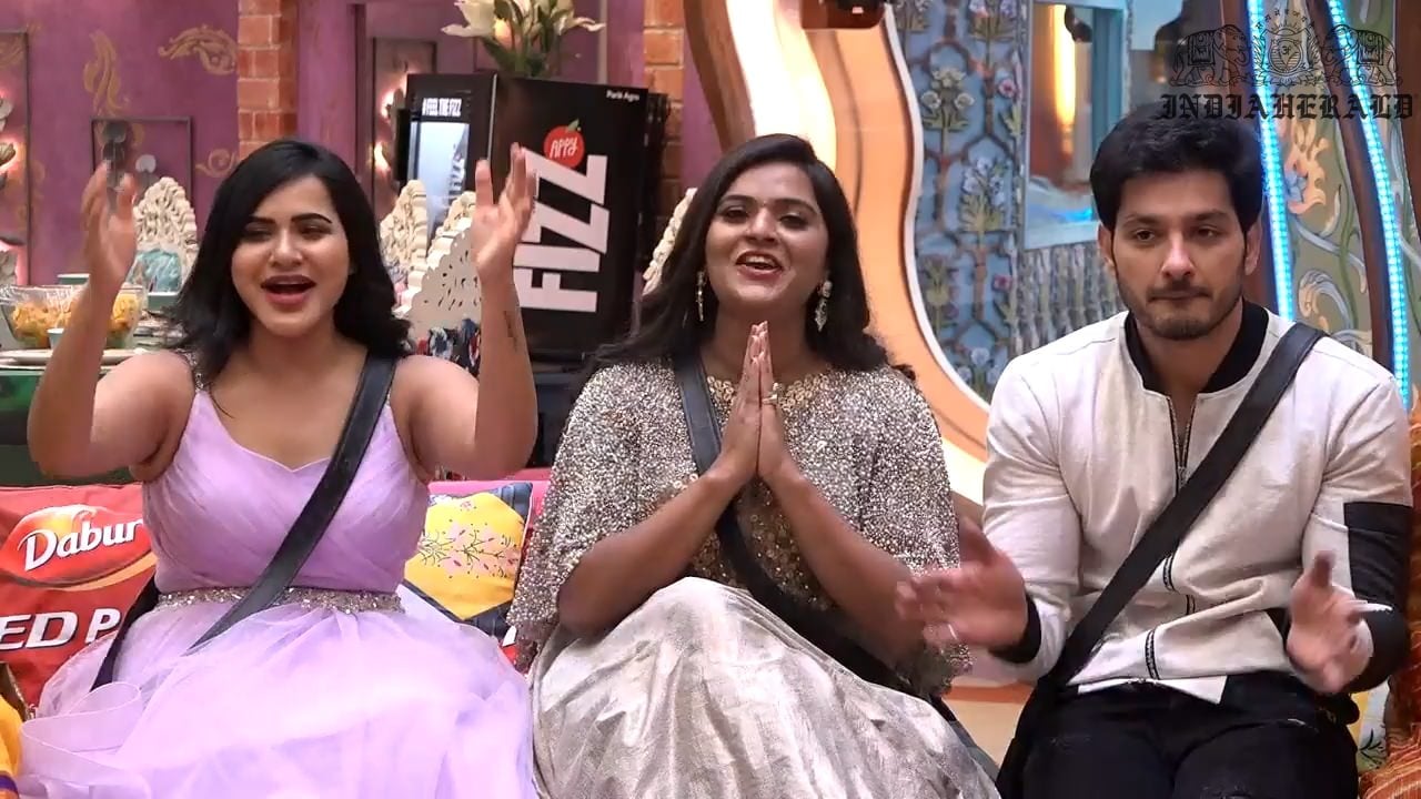 Bigg Boss Telugu Season 3 Day 1 Hot Stills Set 1