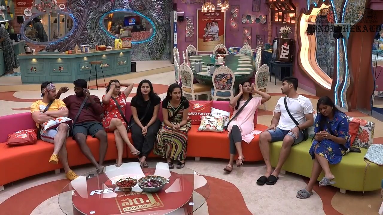 Bigg Boss Telugu Season 3 Day 1 Hot Stills Set 3