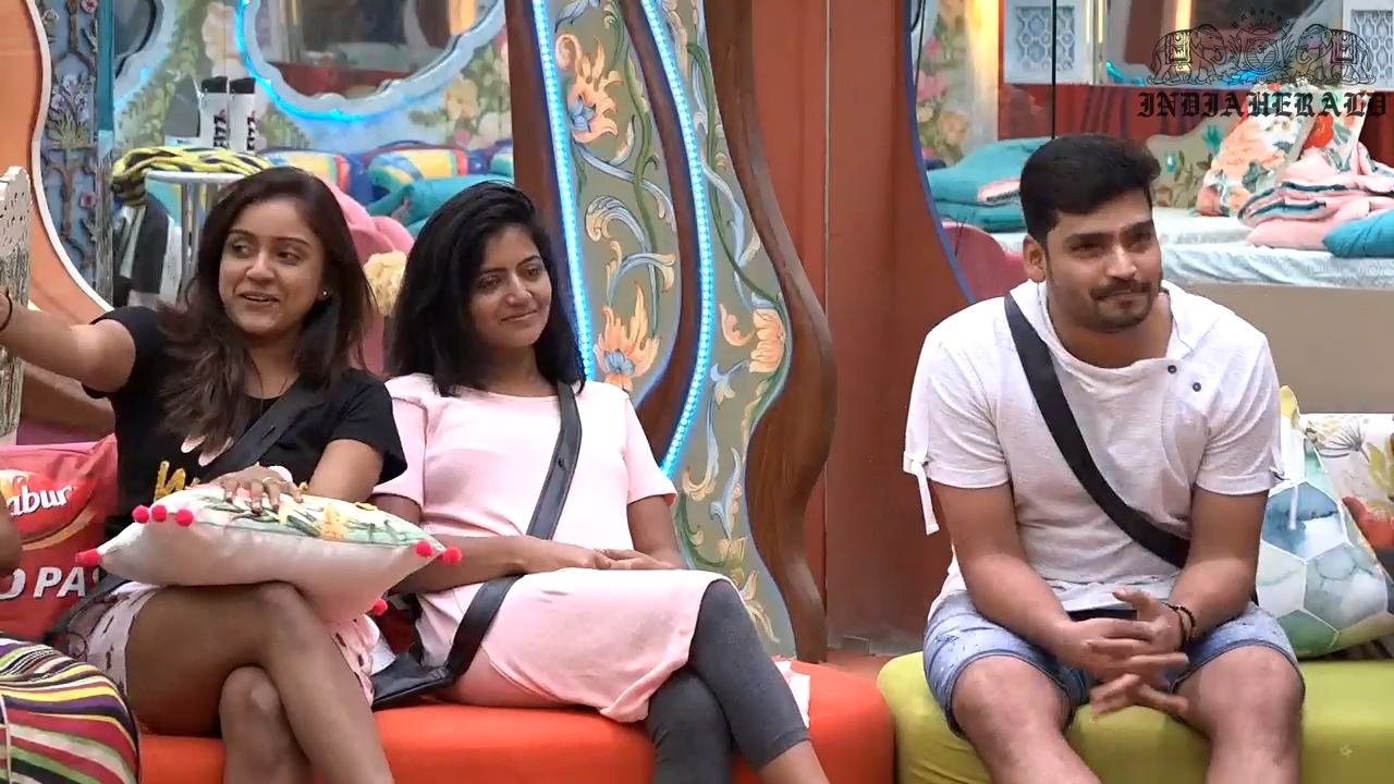 Bigg Boss Telugu Season 3 Day 1 Hot Stills Set 3