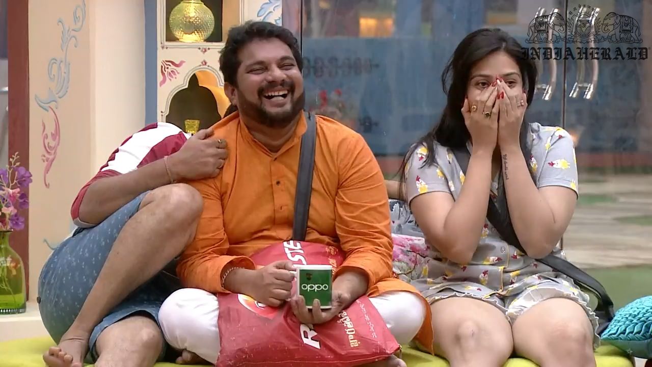 Bigg Boss Telugu Season 3 Day 10 Hot Stills Set 3