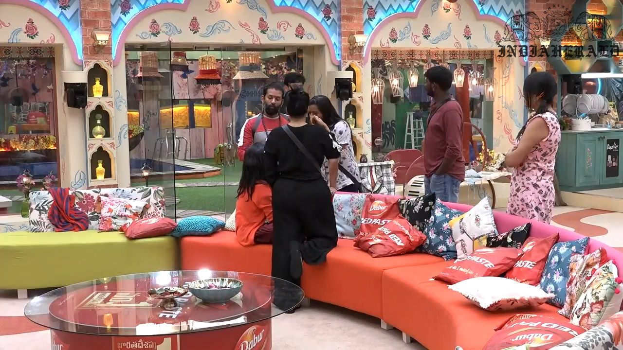 Bigg Boss Telugu Season 3 Day 11 Hot Stills Set 1