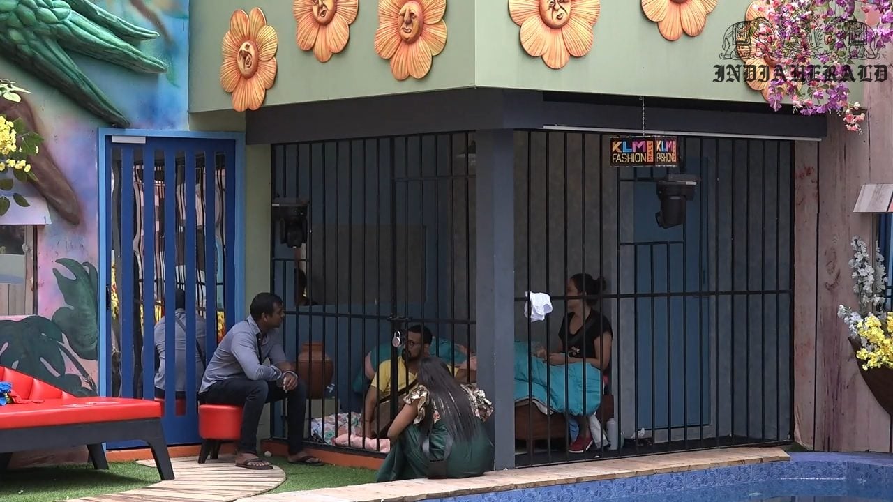Bigg Boss Telugu Season 3 Day 11 Hot Stills Set 2