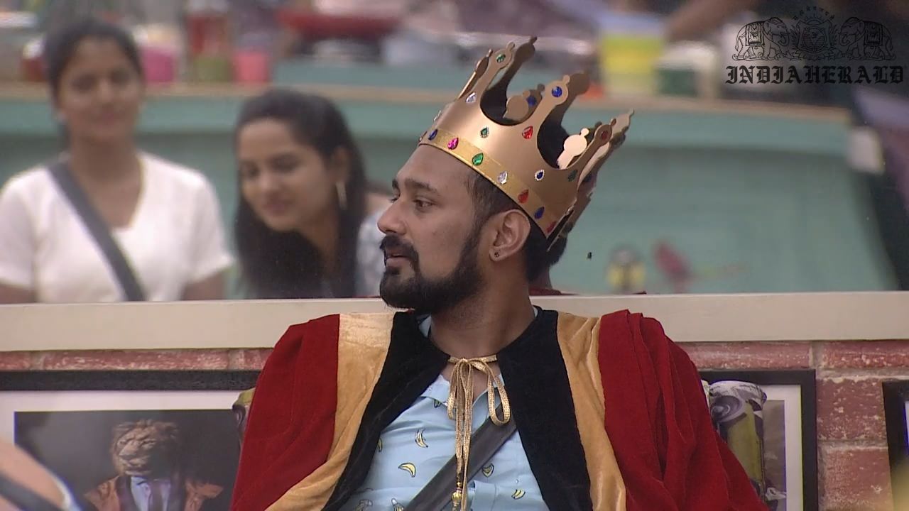 Bigg Boss Telugu Season 3 Day 11 Hot Stills Set 2