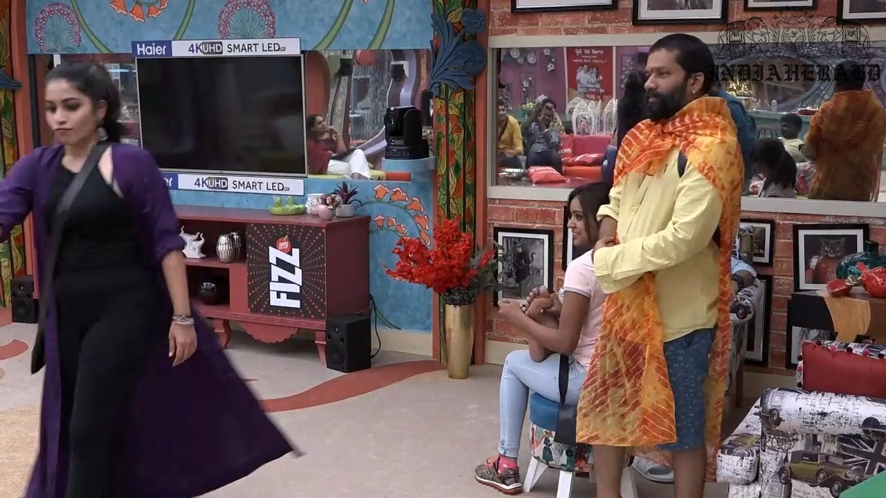 Bigg Boss Telugu Season 3 Day 11 Hot Stills Set 2