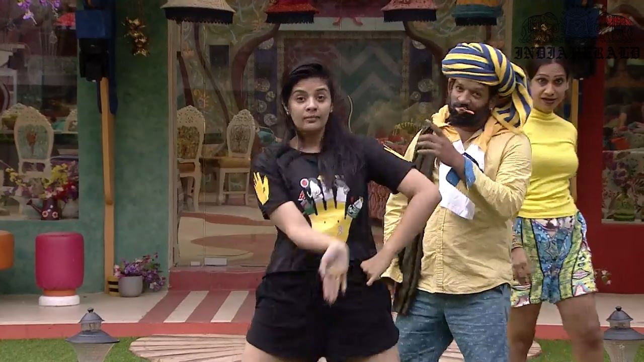 Bigg Boss Telugu Season 3 Day 12 Hot Stills Set 1