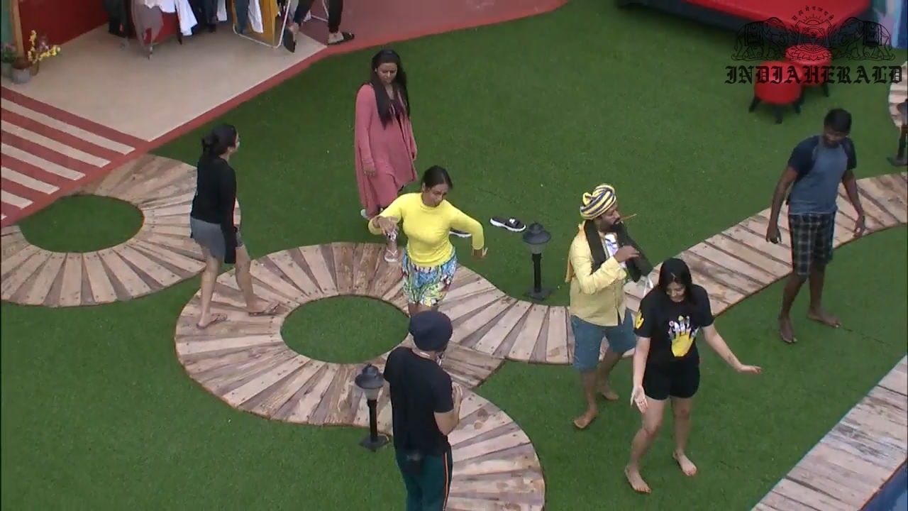 Bigg Boss Telugu Season 3 Day 12 Hot Stills Set 1